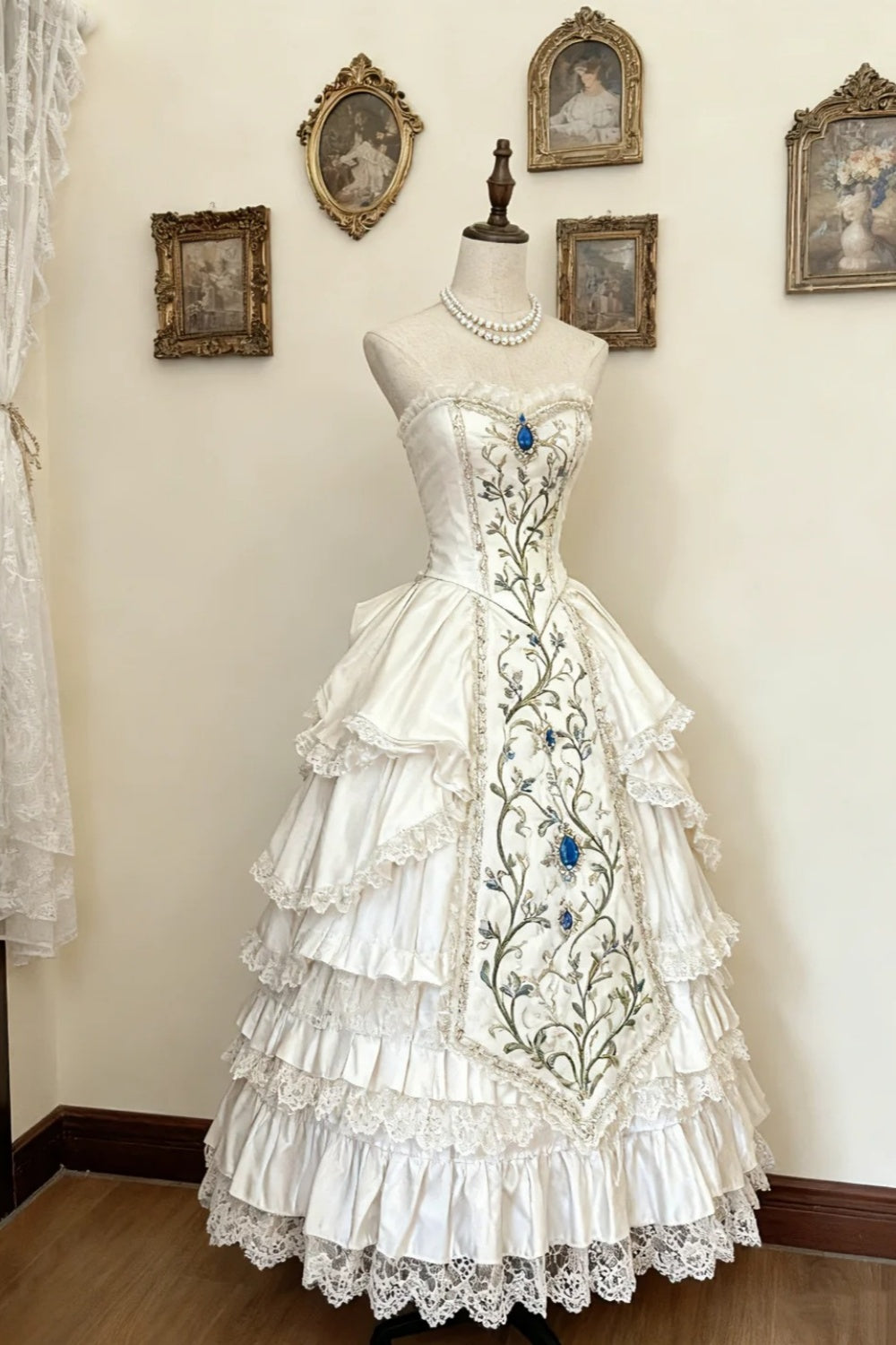 amakanas-Ivory White Elegant Fairytale Long Satin Lace Retro Classic Dream Palace Lolita Dress Floral Ball Gown gh5939