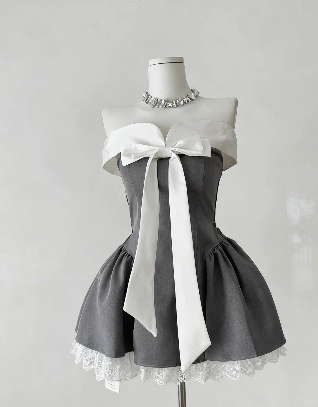 amakanas--Gray Sweet Short Satin Lace Homecoming Dress gh5688