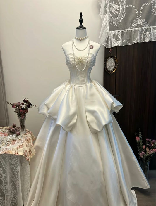 A Line Strapless Satin Wedding Dresses,Sleeveless Evening Party Gowns cg25590