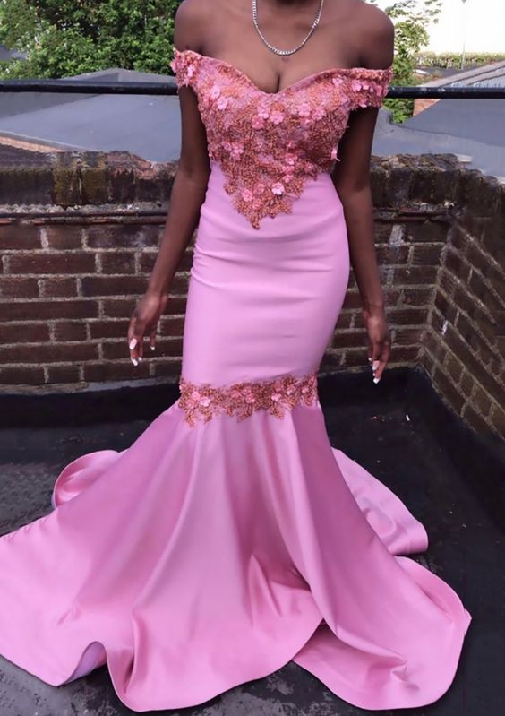 Mermaid Off-the-Shoulder Court Train Satin Prom Dress With Applique SH831