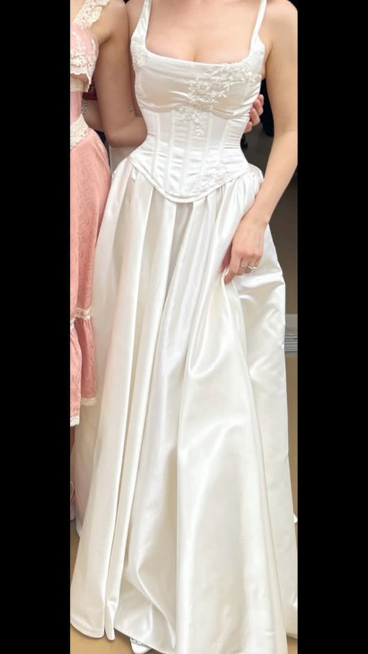 Light Ivory White Vintage Fashion Delicate Floral Elegant Spaghetti Strap Square Neck Long Satin Ball Gown Evening Dress Wedding Party Bridesmaid Dresses Prom Dresses gh3784