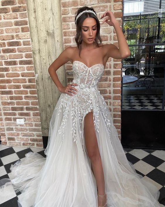 Tulle Bridal Dress,Split Wedding Gown,Floral Applique Sleeveless Wedding Dress fg2670