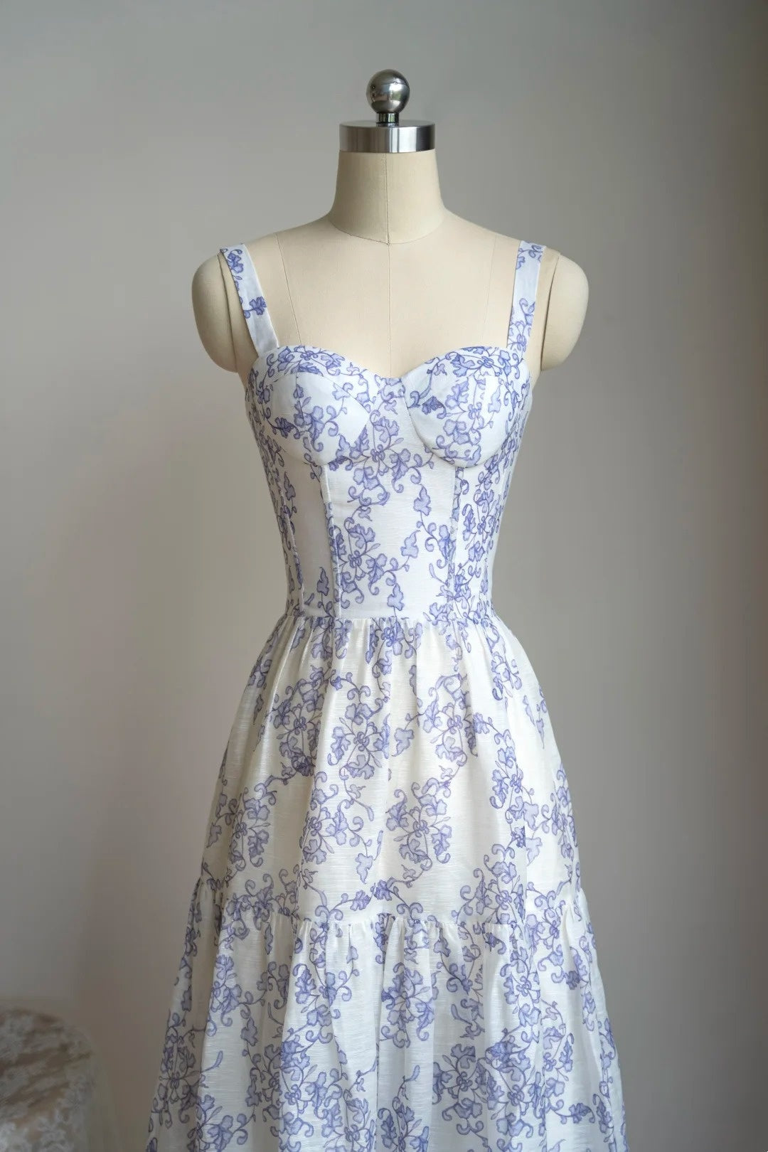 amakanas- Vintage Blue-White Floral Square Neck Spaghetti Strap Long Style Evening Gown gh6036