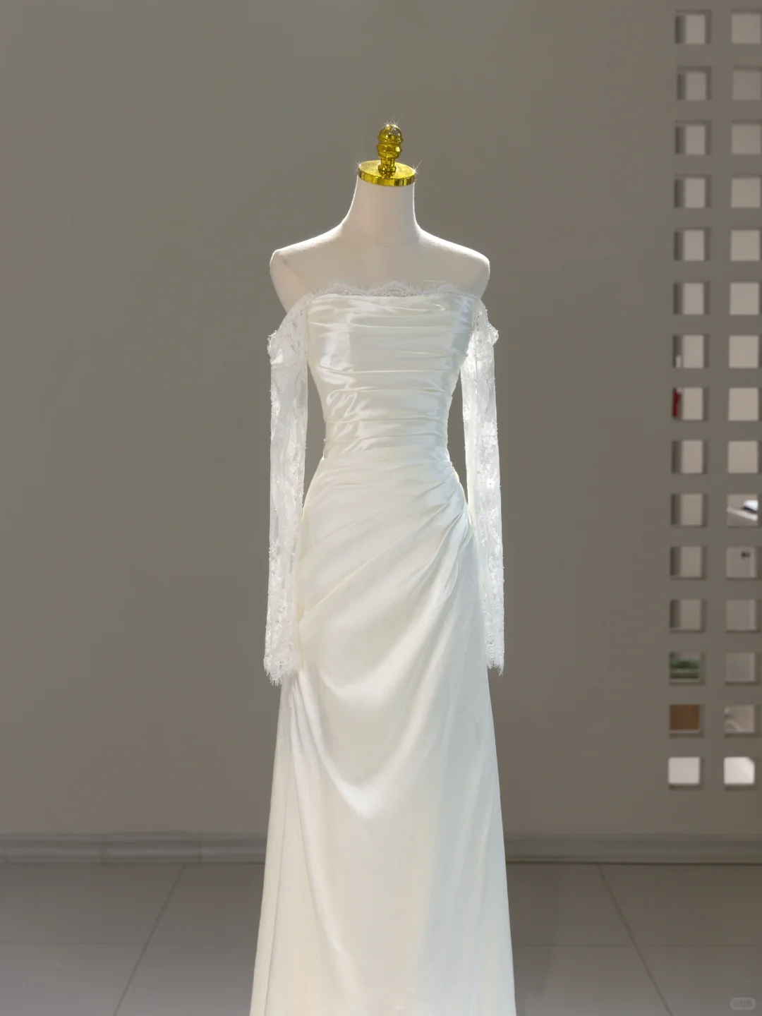 Unique Wedding Dress Mermaid Off The Shoulder Lace Long Sleeves Wedding Dresses Bridal Gowns DH2061