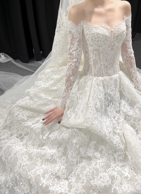 Modest Ball Gown Off-the-shoulder Bridal Dress White Tulle Lace Long Wedding Dress Elegant Applique Bridal Gowns DP2819