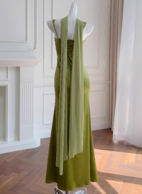 Glam Square Neck Sheath Evening Dresses Satin Green Wedding Guest Dresses DP3207