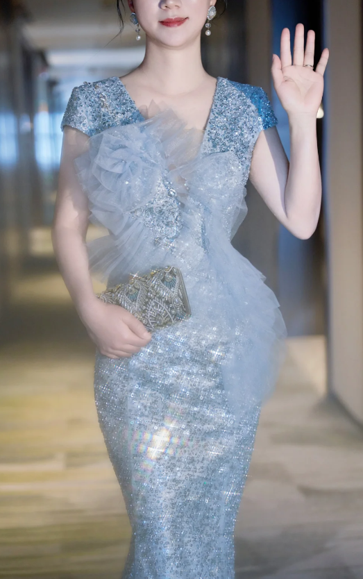 Glitter V neck Mermaid Mother of the Bride Dresses, Sequined Tulle Blue Evening Dresses DP3237