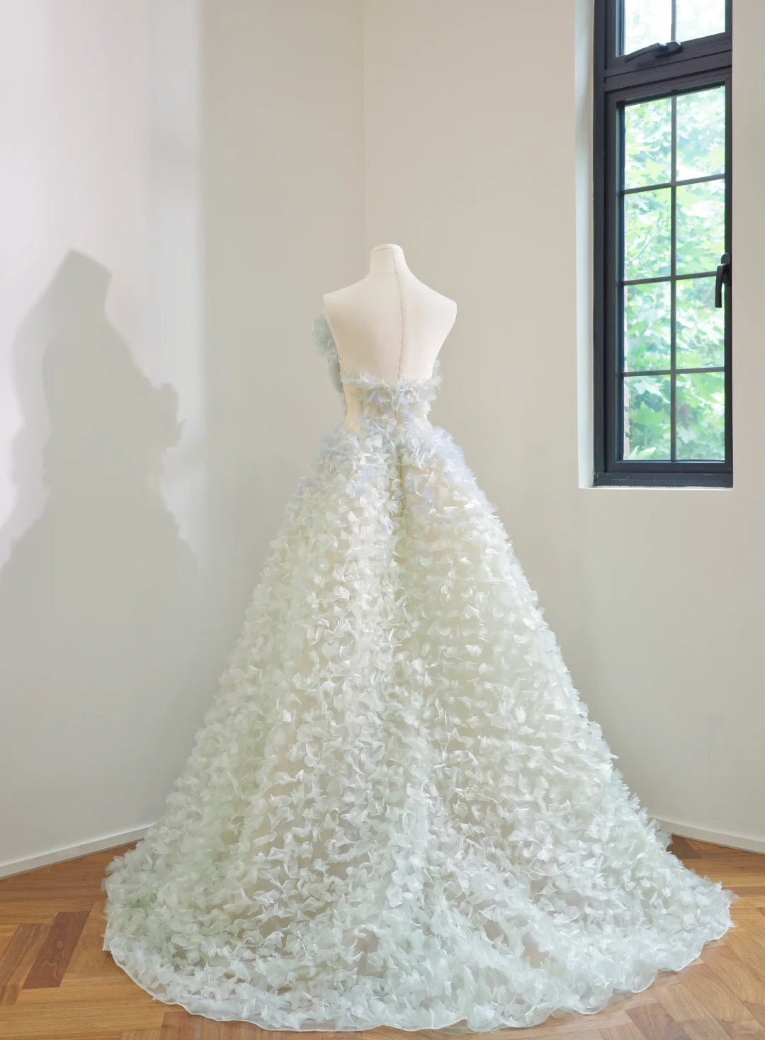 Elegant Sweetheart Ball Gown Wedding Dress Sweet Tulle Long Evening Applique Bridal Dress ED03758