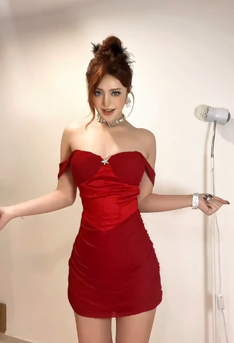 Sexy Off-the-shoulder Bodycon Birthday Dresses Short Chiffon New Year's Eve Dresses Burgundy Homecoming Dresses ED04402