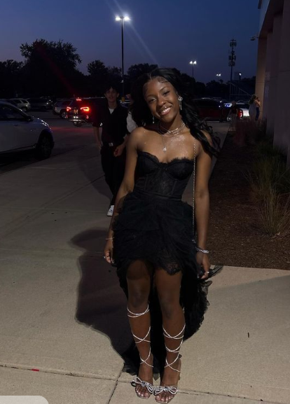 Chic Strapless Sheath Short Prom Dresses Black Homecoming Dressses Lace Sleeveless Birthday Dresses ED04727