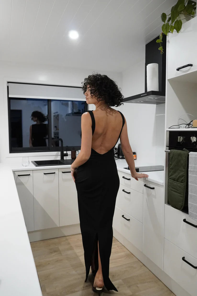 Simple Mermaid Straps Floor Length Sleeveless Black Prom Dress P1160