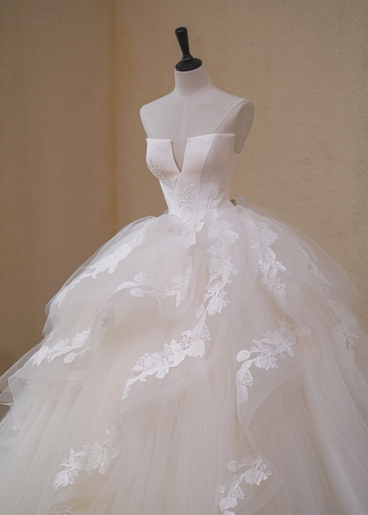 Gorgeous White Applique Strapless A-Line V-Neck Long Wedding Dress TP5037