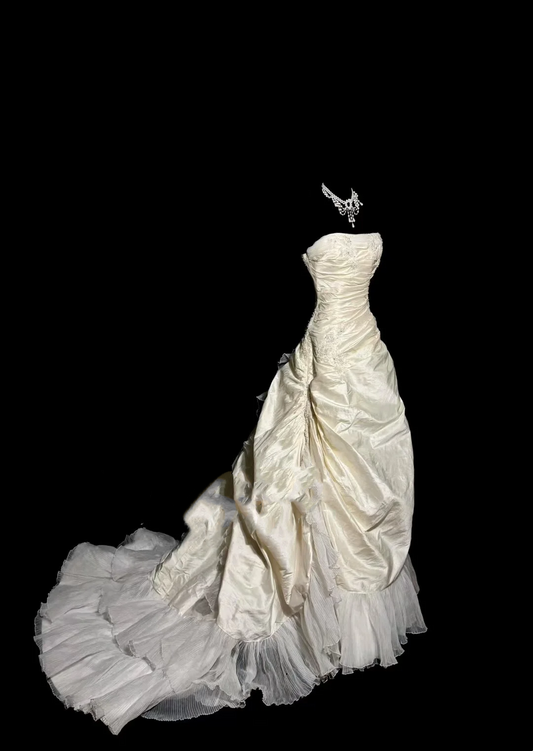 Vintage Bridal Dress Ball Gown Strapless Ivory Taffeta Long Wedding Dress Retro Wedding Dresses Modest Wedding Gowns W879