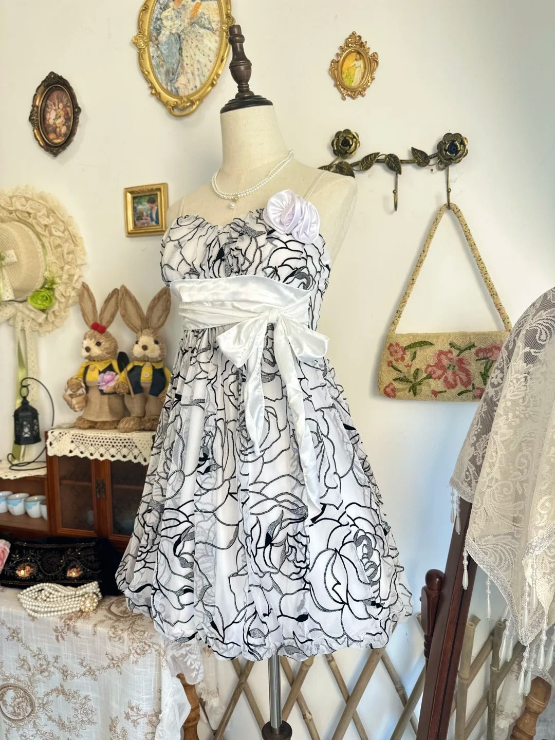 amakanas-Black and white floral vintage short chiffon homecoming dress birthday dress gh5206