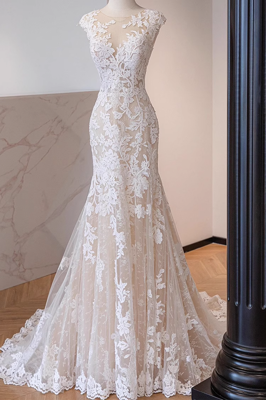 Elegant White Applique Mermaid Cap Sleeves Long Wedding Dress TP5022