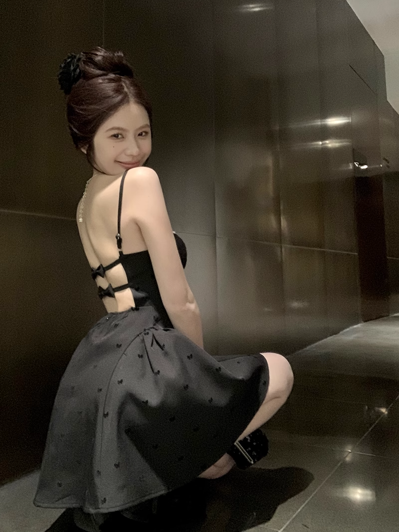 Cute Black Spaghetti Strap Backless Bow Design A-line Lace Homecoming Dress TP3692