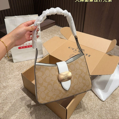 COACH Women's White Buckle Badge Single Shoulder Bag 9.7x2.6x6.5 in