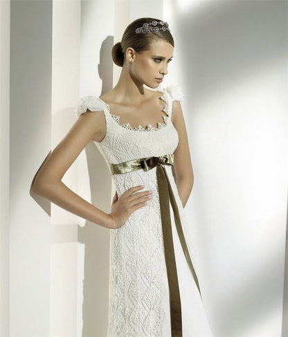 White vintage elegant fashion exquisite lace green ribbon long satin floor length small tail prom dress evening dress party dress prom dress wedding dress wedding guest dress bridesmaid dress gh3789