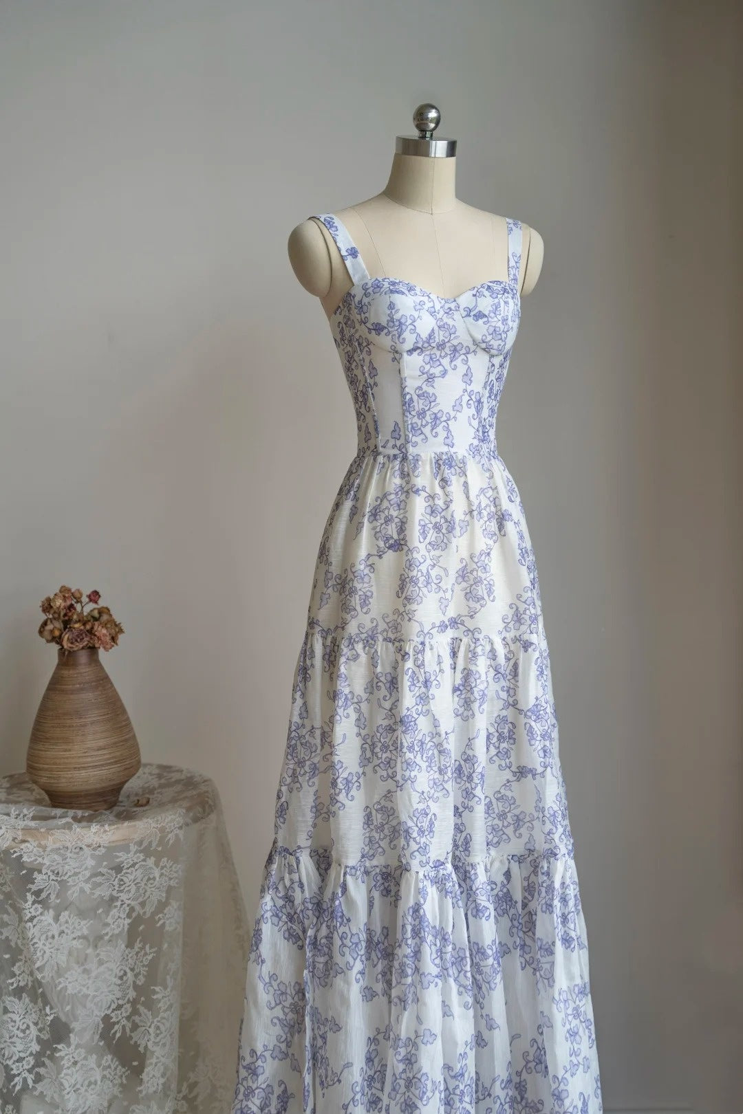 amakanas- Vintage Blue-White Floral Square Neck Spaghetti Strap Long Style Evening Gown gh6036