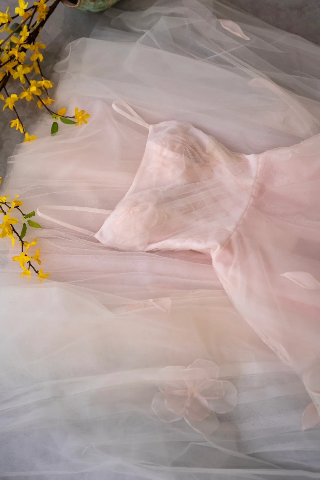 amakanas- Vintage Pink Tulle 3D Floral Spaghetti Strap Long Forest-Style Evening Gown gh6094