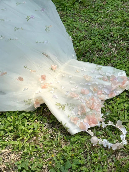 amakanas- Vintage Pink-White 3D Floral Gradient Tulle Spaghetti Strap Forest-Style Evening Gown gh6039