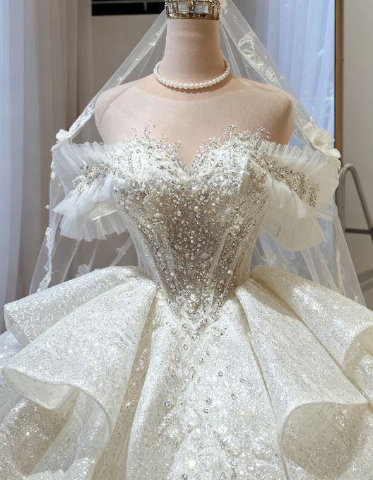 Gorgeous Off-Shoulder Sequins Ruffled Tulle Wedding Dress Sparkling Fairytale Bridal Gown TP5074