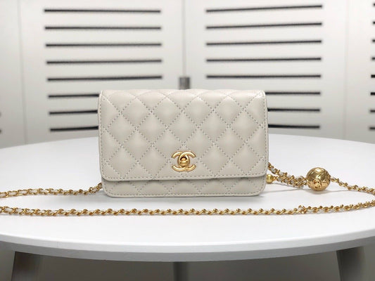 Chanel WOC