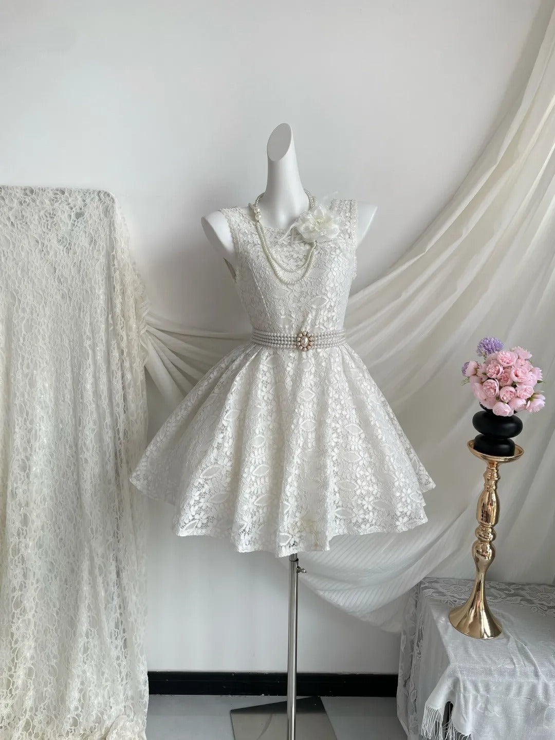 amakanas-White Vintage Lace Short Homecoming Dress Birthday Party Dress gh5238