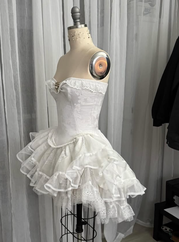 Vintage Beige Sweetheart Strapless Design A-line Lace Homecoming Dress TP3955