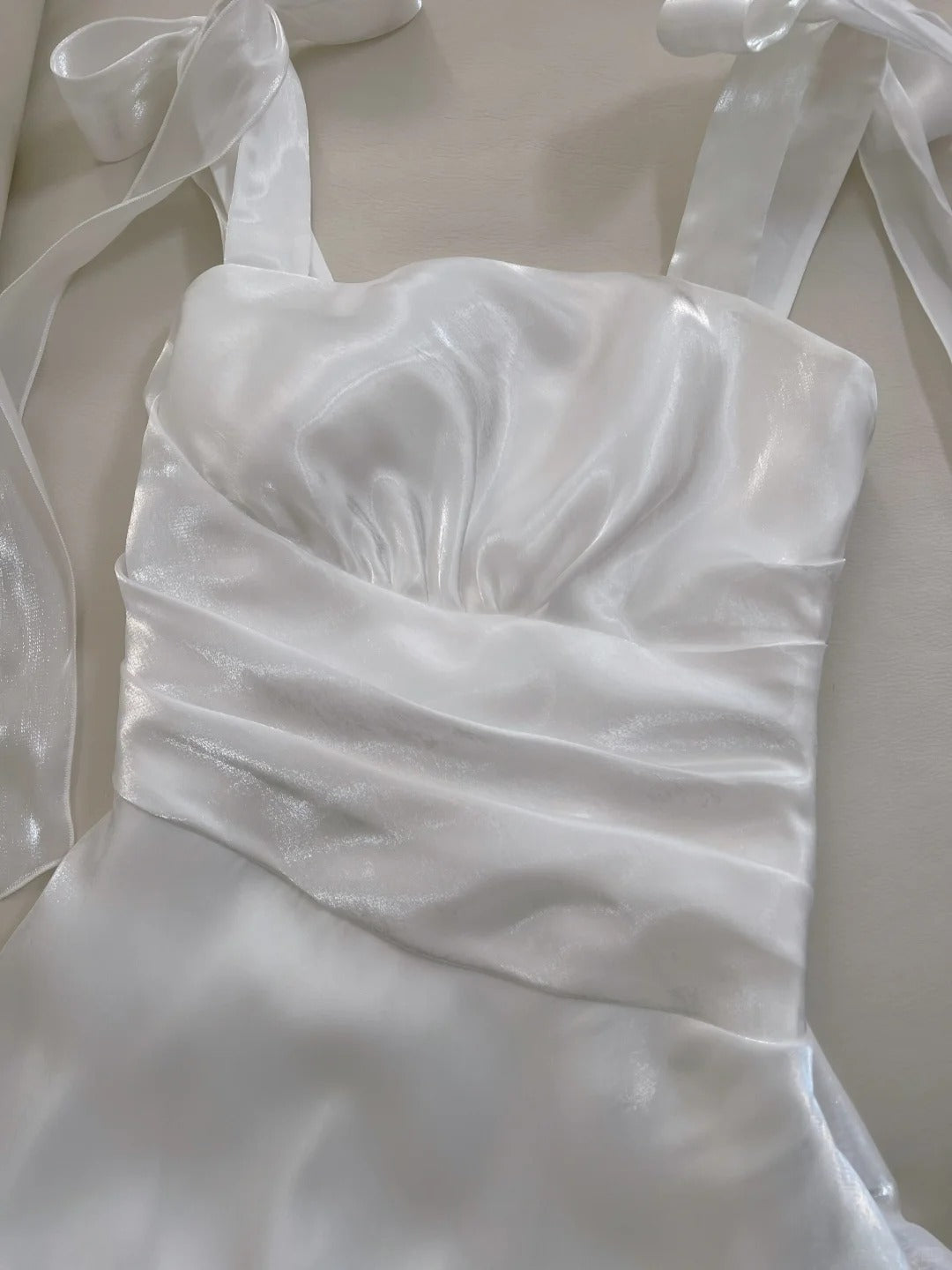 Elegant And Simple White Bud Square Neck Suspender Satin Prom Dress Evening Dress Bridesmaid Dress P4048