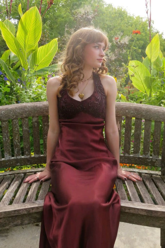 amakanas-Elegant long dress, a minimalist fashion statement. gh6142