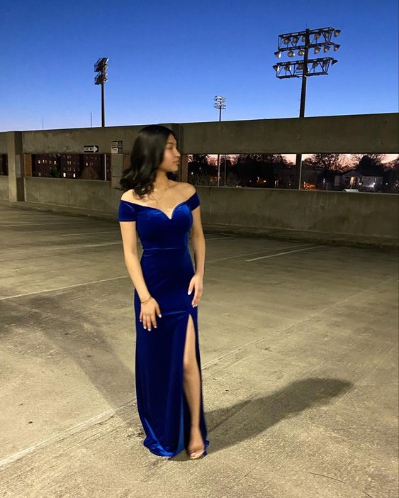 Royal Blue Off The Shoulder Slit Velvet Mermaid Prom Dress  SH1031