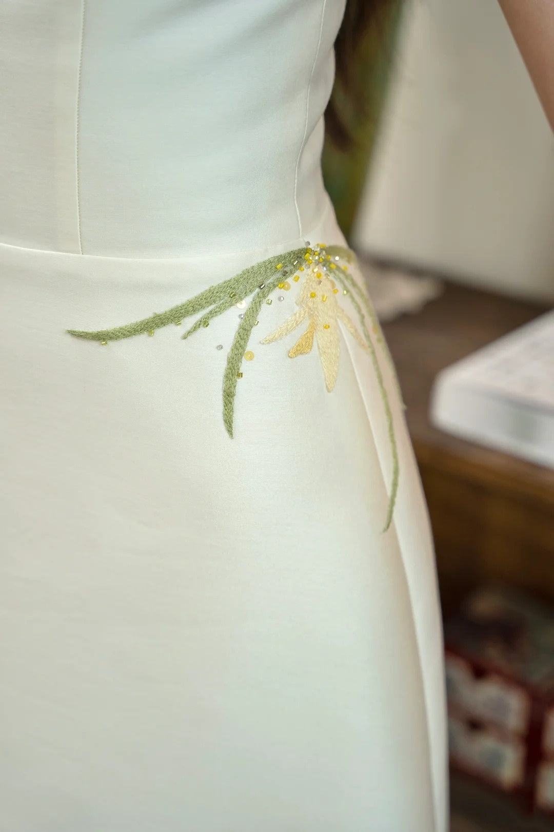 amakanas- Vintage Beige Orchid Grass Embroidered Square Neck Midi Chinese Style Evening Gown gh6035