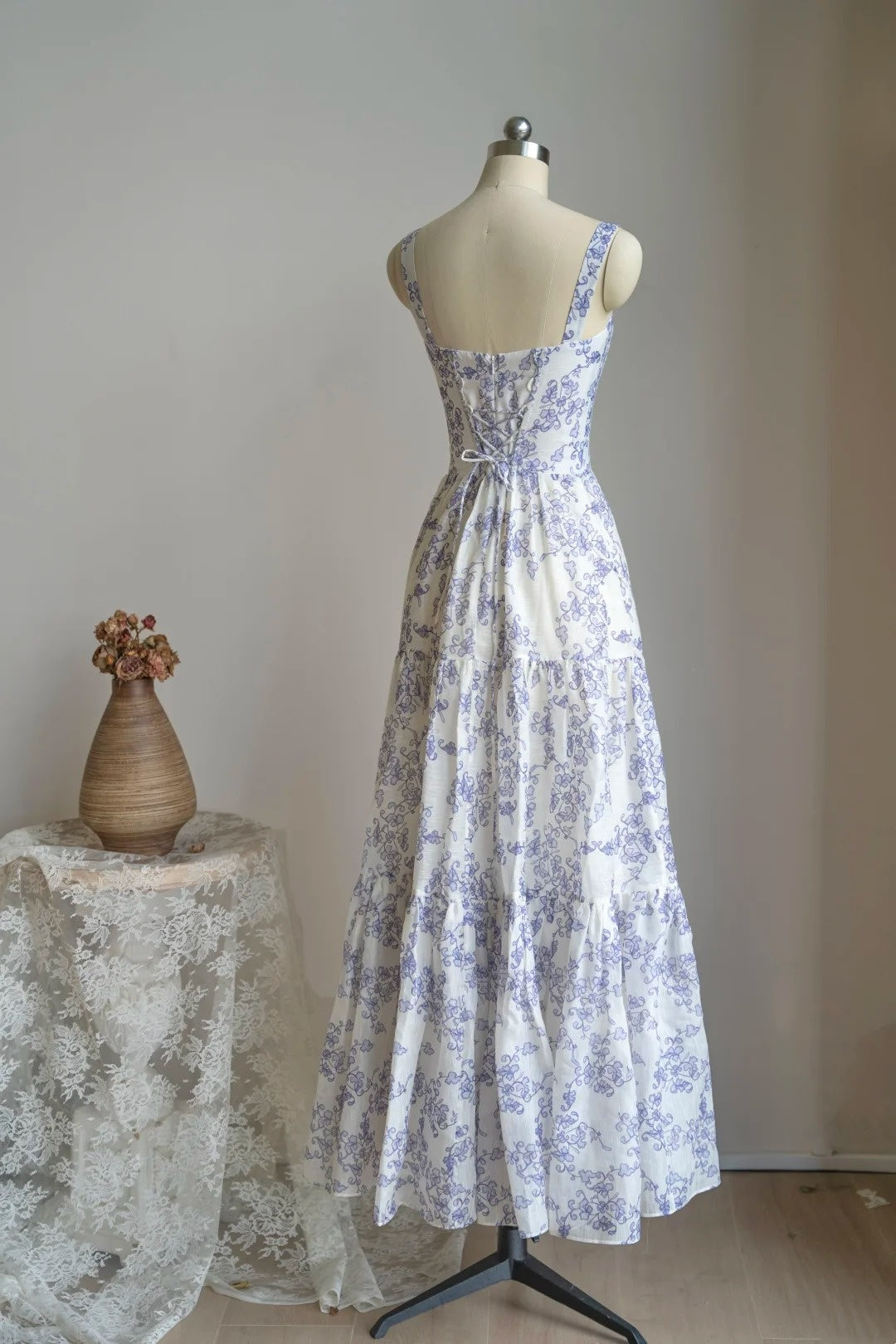amakanas- Vintage Blue-White Floral Square Neck Spaghetti Strap Long Style Evening Gown gh6036