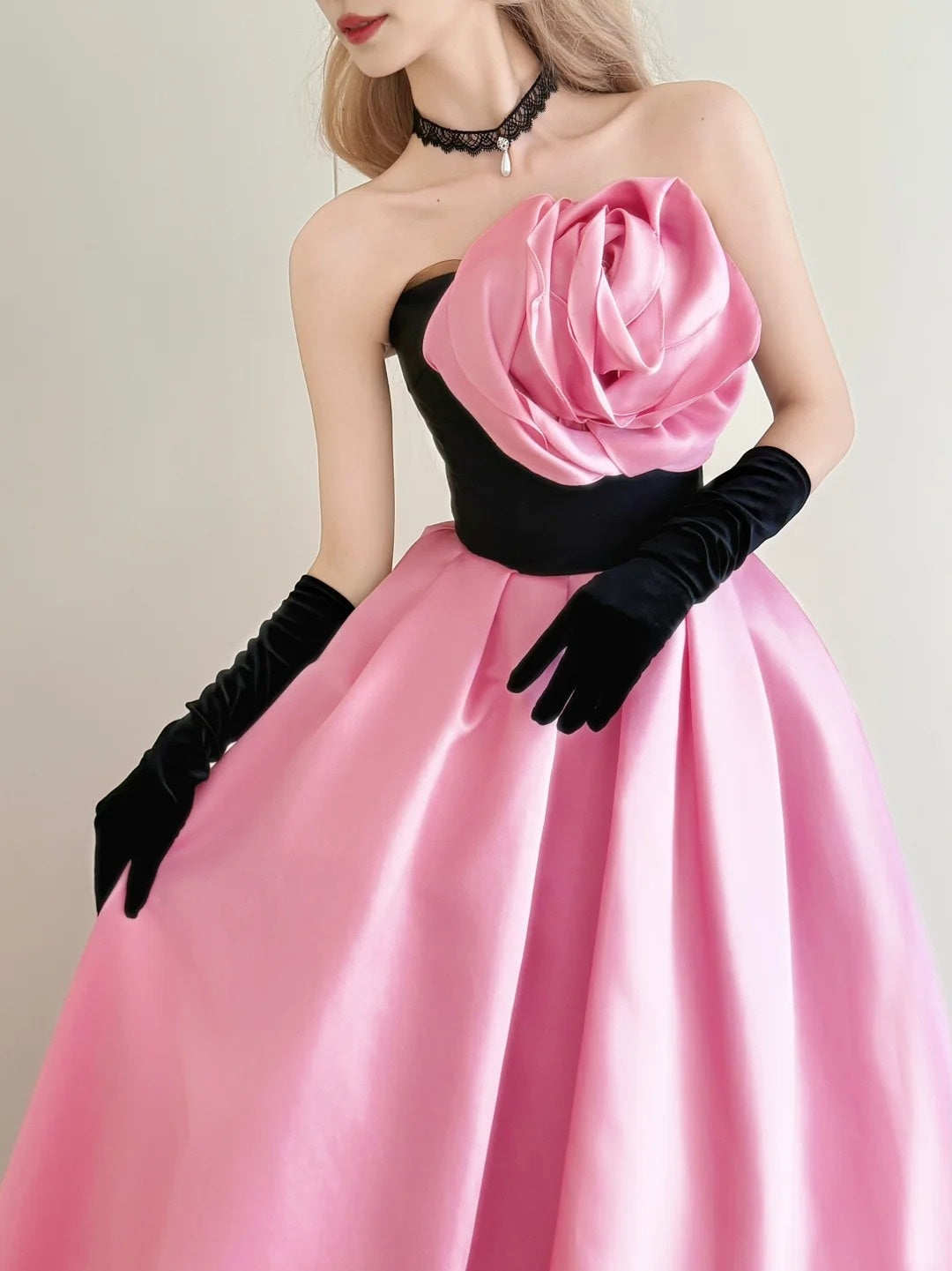 amakanas-Vintage Pink-Black Contrast 3D Floral Strapless Swing Court Style Evening Gown gh6029
