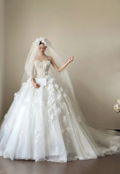 amakanas- Vintage White 3D Floral Strapless Long Train Court Style Wedding Gown gh6093