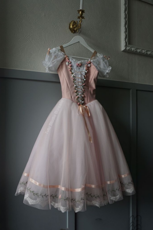 amakanas-Vintage Pink 3D Floral Lace-Up Lace Tiered Tulle Court Style Dress gh6012