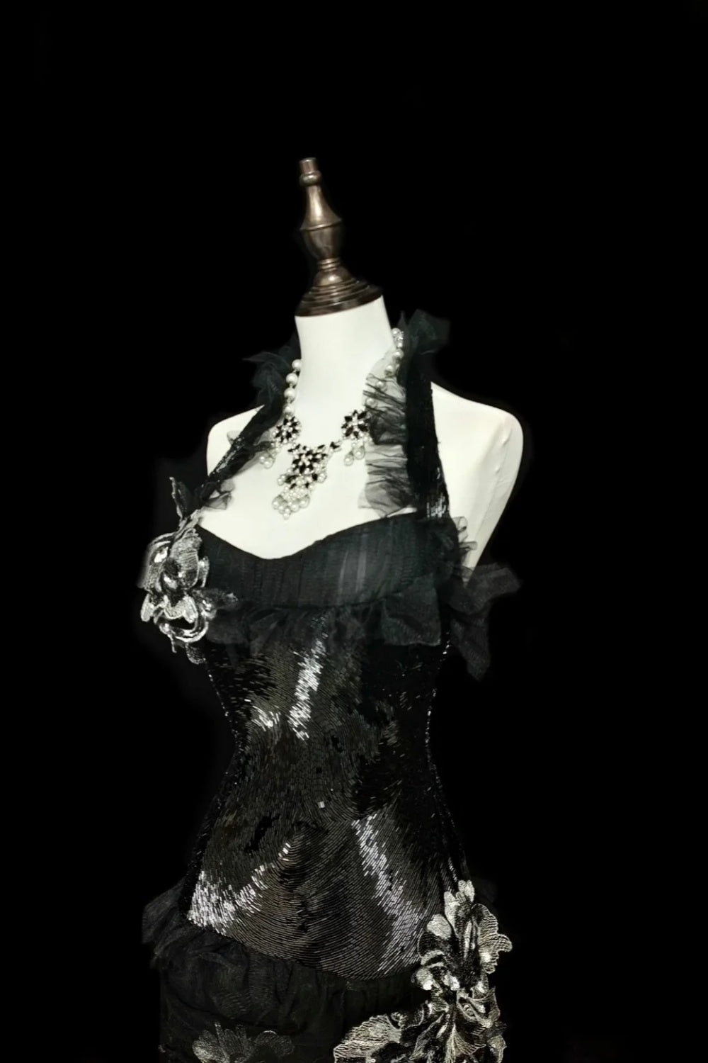 amakanas-Evening dress Black mermaid-inspired floral gown, uniquely elegant dark mermaid long tulle ball gown/evening dress. gh6138