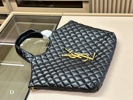 Women Saint Laurent Icare Maxi Shopping Bag In Quilted