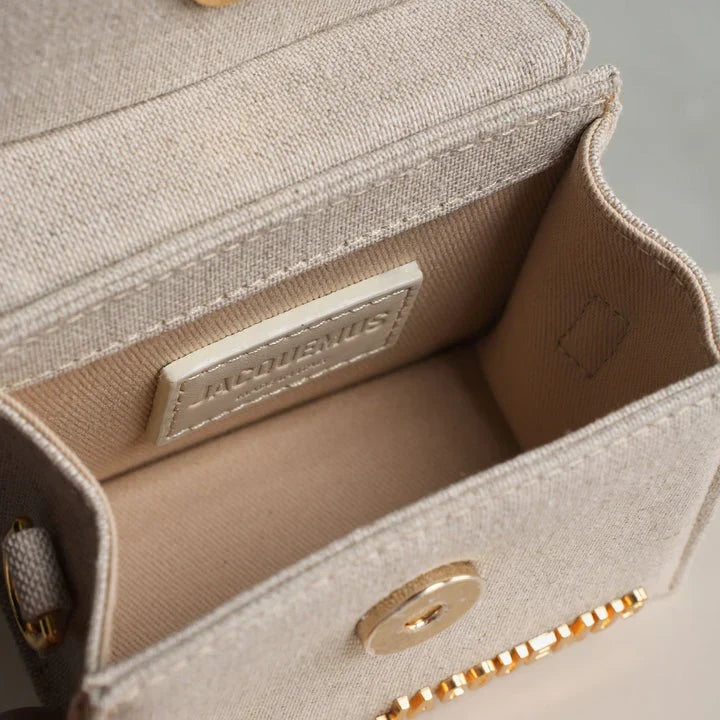 JACQUEMUS Le Chiquito Mini Bag