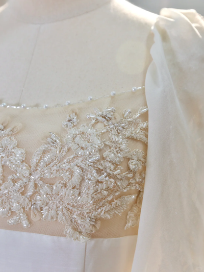 Romantic Wedding Gown Bridal Dress A Line Square Neck Satin Wedding Dress Ivory Wedding Dresses Modest Wedding Gowns DH2038