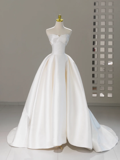 Timeless Bridal Dress Ball Gown Sweetheart Satin White Long Wedding Dress Boho Wedding Dresses Modest Wedding Gowns DH2059