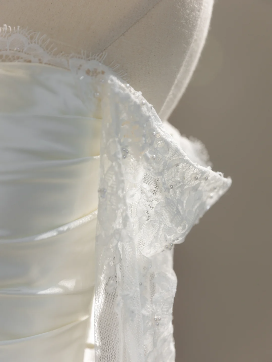 Unique Wedding Dress Mermaid Off The Shoulder Lace Long Sleeves Wedding Dresses Bridal Gowns DH2061