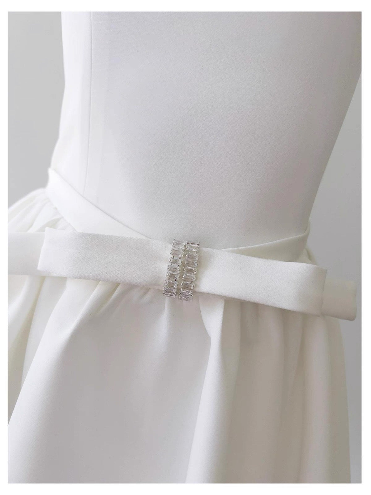 Aesthetic A line Strapless White Formal Tight Homecoming Dress Middle School Short 18th Birthday Outfits Graduation Dress Hoco Dresses DH2177