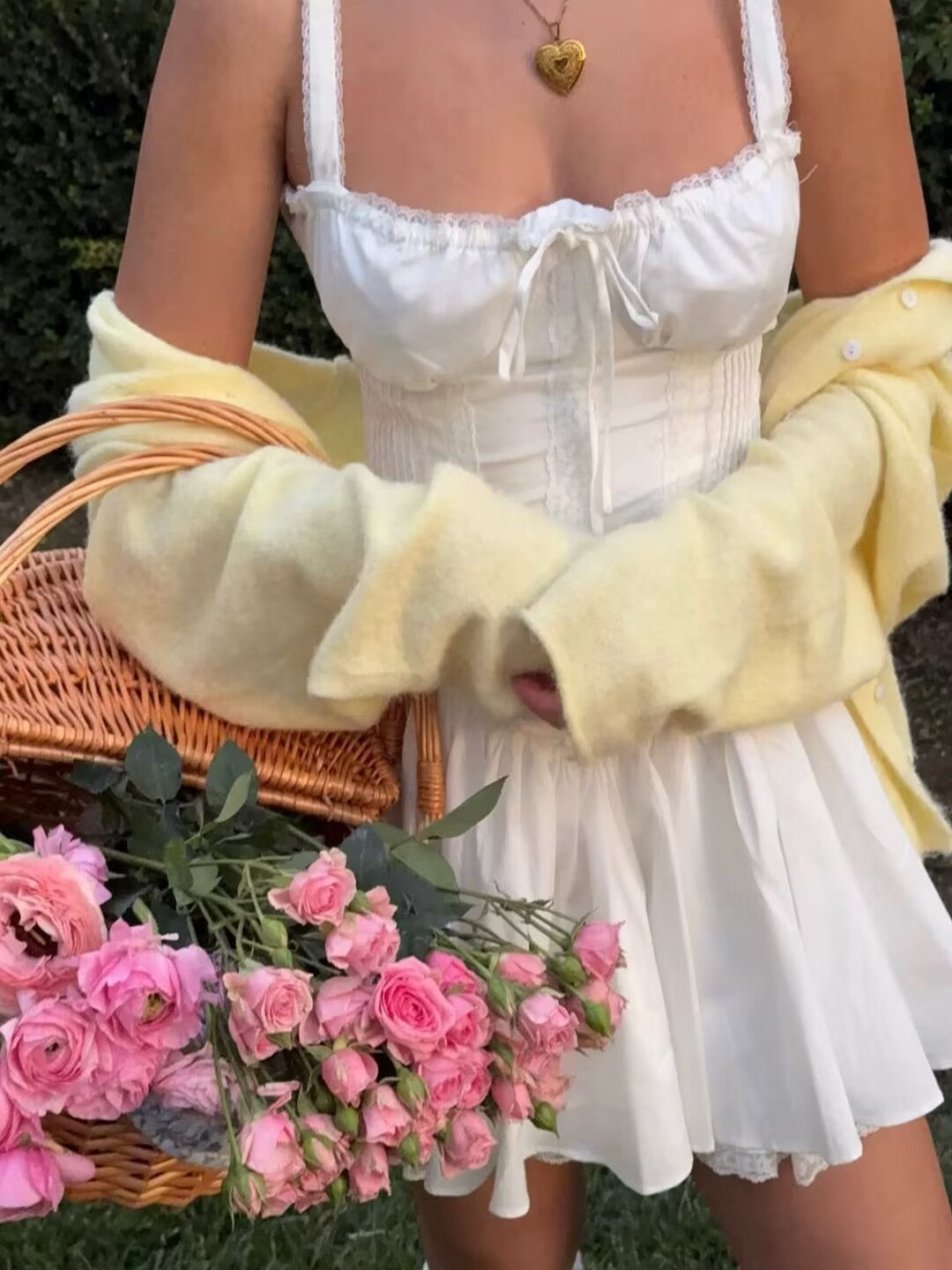 Cute A line Square Neck White Short Lace Homecoming Dress Summer Hoco Dresses Mini Night Homecoming Outfits DH2482