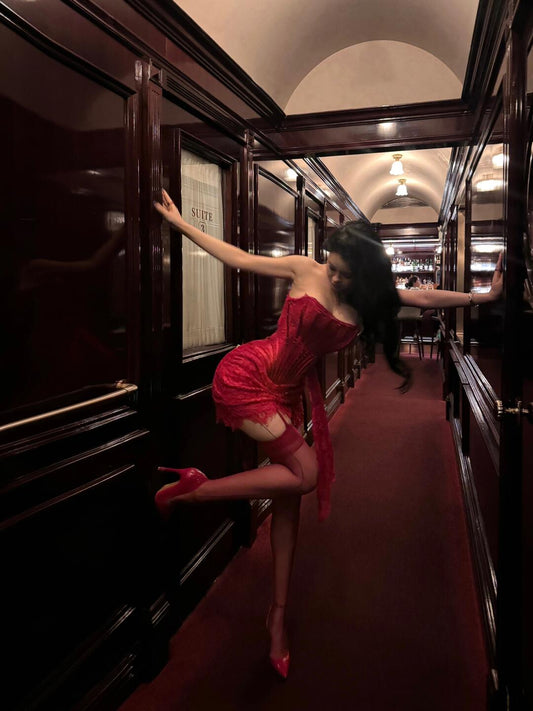 Sexy Sheath Strapless Tight Red Lace Homecoming Dress Summer Hoco Dresses Short Night Cocktail Dress DH2546