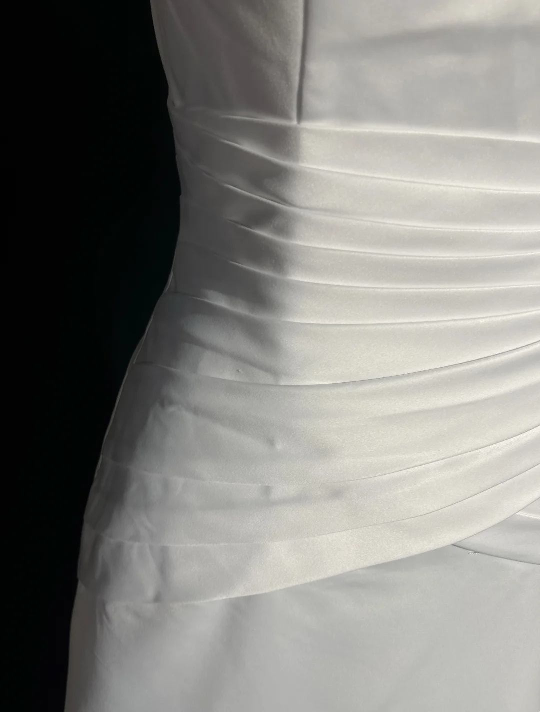 Vintage Bridal Dress A Line V Neck White Beads Satin Long Wedding Dress Retro Wedding Dresses Modest Wedding Gowns DH2653