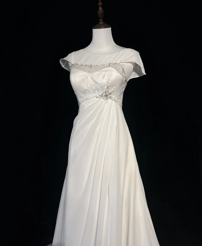 Vintage Bridal Dress A Line Scoop Short Sleeves White Silver Beads Long Wedding Dress Retro Wedding Dresses Modest Wedding Gowns DH2659