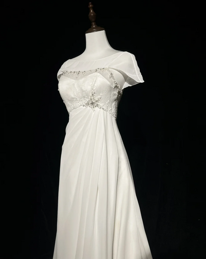 Vintage Bridal Dress A Line Scoop Short Sleeves White Silver Beads Long Wedding Dress Retro Wedding Dresses Modest Wedding Gowns DH2659