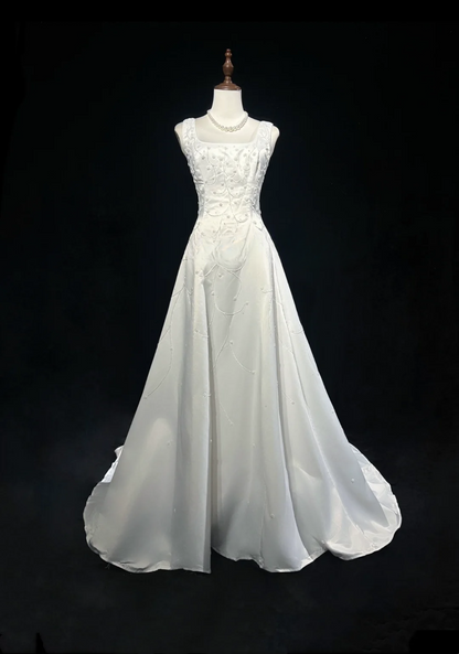 Vintage Bridal Dress A Line Square Neck Satin White Beads Long Wedding Dress Retro Wedding Dresses Modest Wedding Gowns DH2661
